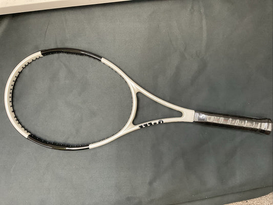 Wilson Pro Staff RF97 Autograph V12, White / Black, 4-3/8, NEW