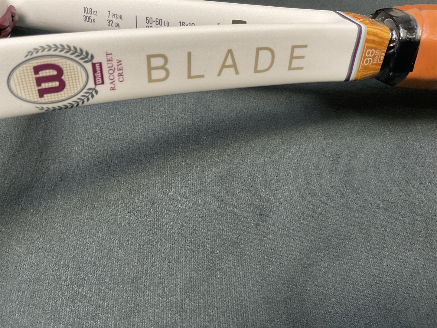 Wilson Blade 98 16/19 V8 KITH Edition 4 3/8