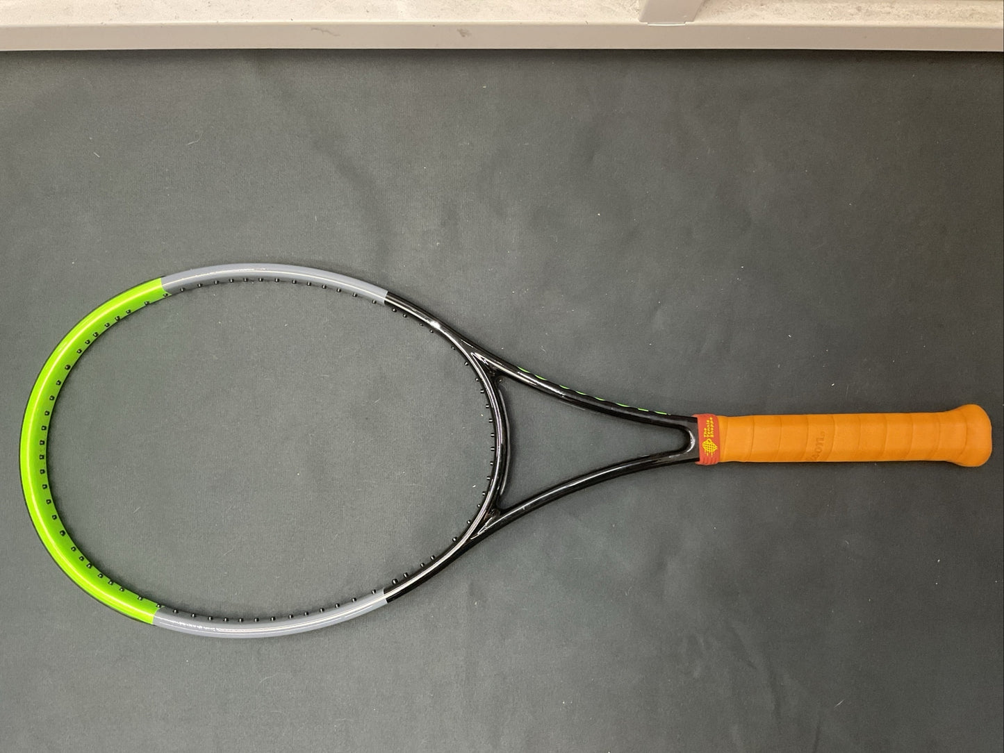 Wilson Blade Pro V7 18x20  (4 3/8) Customized (Red Band)