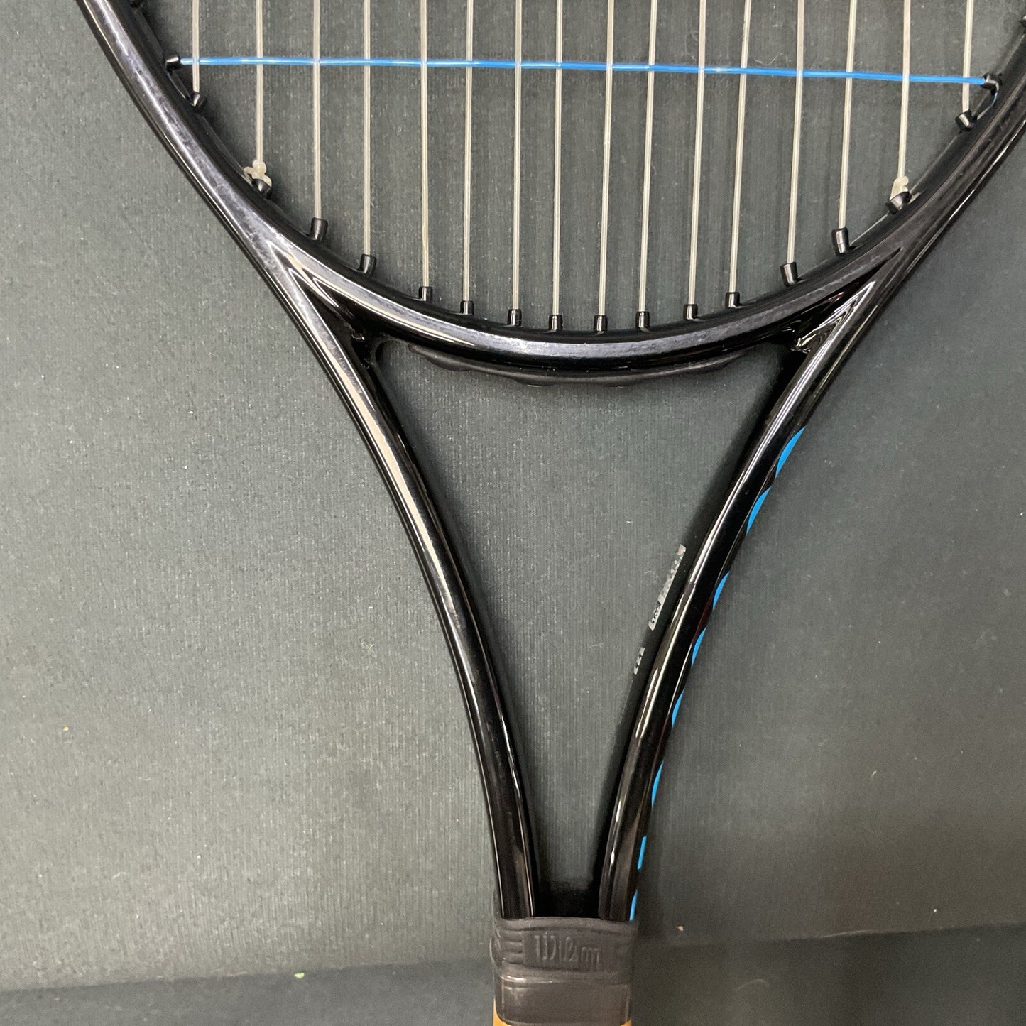 Grip Size 4 3/8 - Wilson v.3 Ultra Pro Great Condition