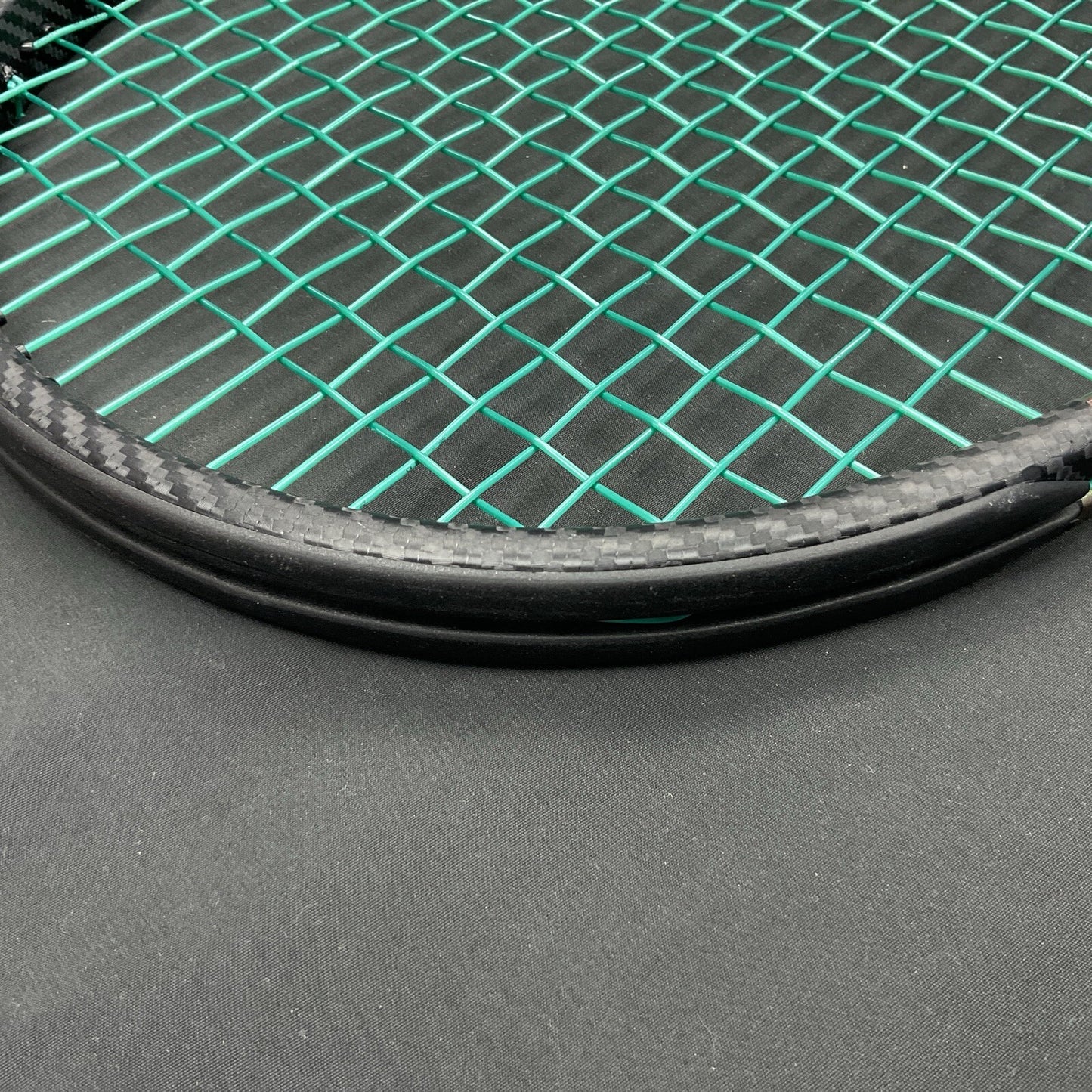 Wilson Blade Pro 18/20 V8 Tennis Racquet 4 3/8