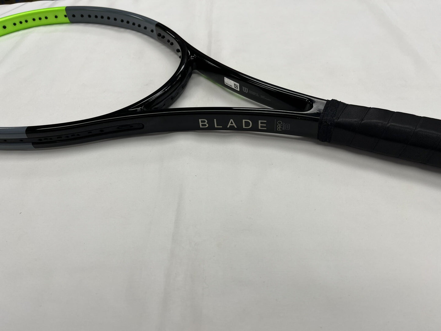 Wilson Blade Pro 18x20 v7 (4 3/8) (27.5”) Custom Length & Weights - Description
