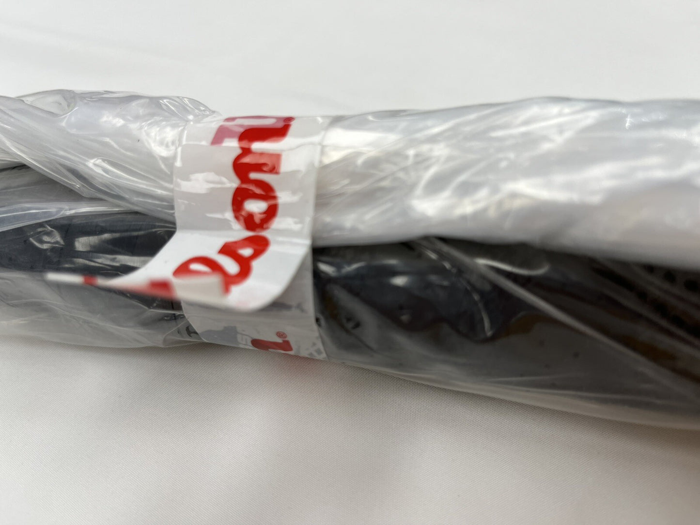 Wilson Pro Staff Six.One 27.5” 95 18/20 Pro Room Cosmetic (4 3/8) Brand New