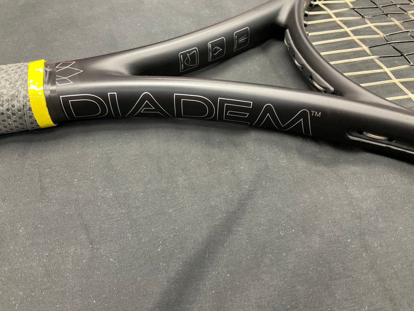 Diadem Nova Lite - 4 1/8 Grip Size