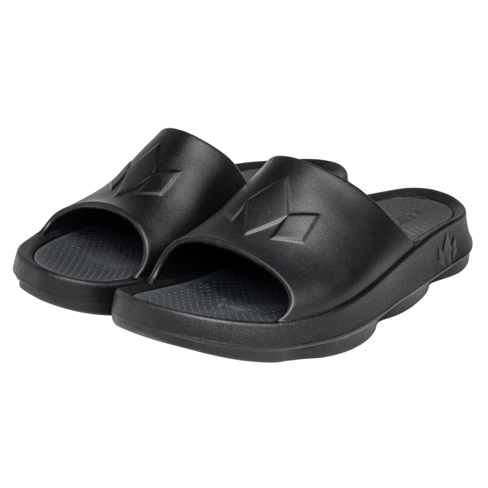 Diadem Court Slides (Black)