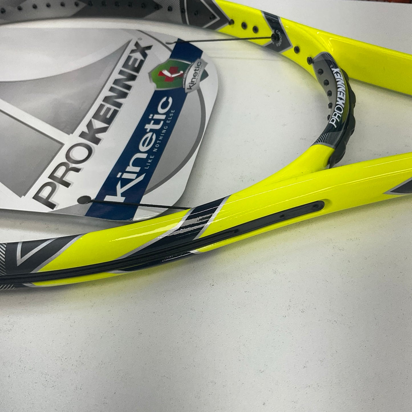 Pro Kennex Ki 5 320 Grip Size 4 1/8 Tennis Racket