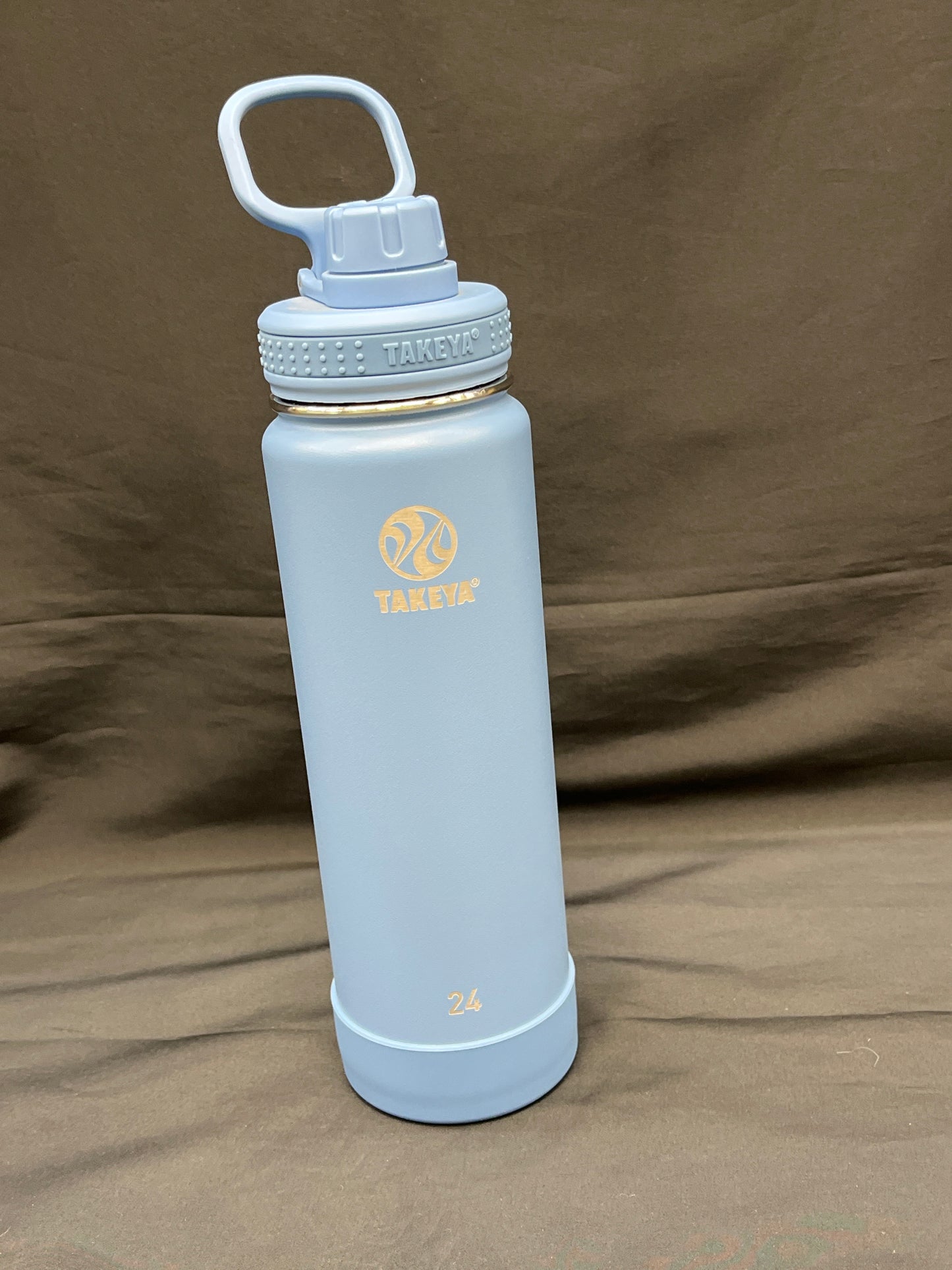 Takeya Water Bottle 24oz Baby Blue