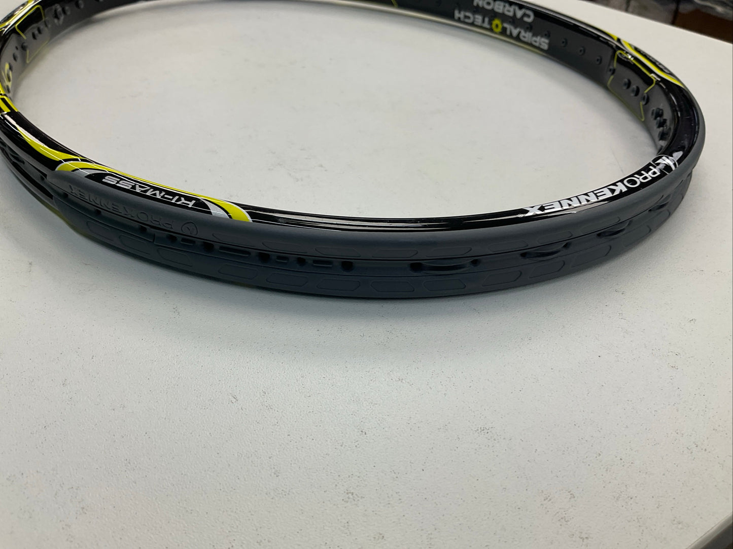Pro Kennex Ki Q Tour Grip Size 5