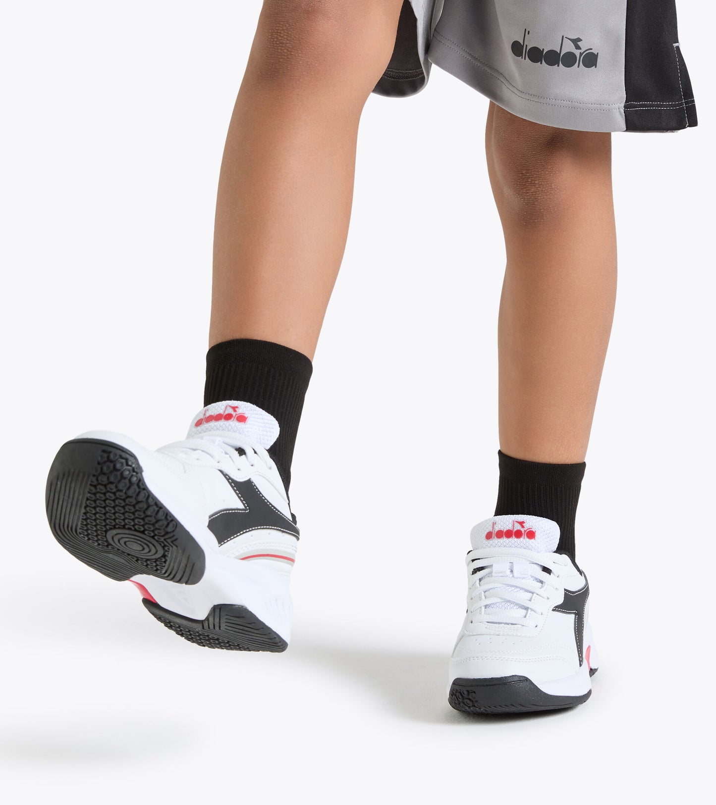Diadora S. Challenge 4 SL Junior Court Shoes