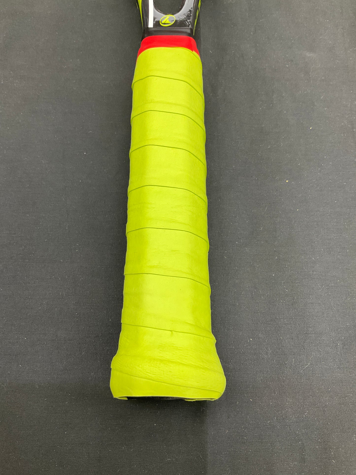 Pro Kennex Kinetic Q+ Tour - 4 1/2 Grip Size