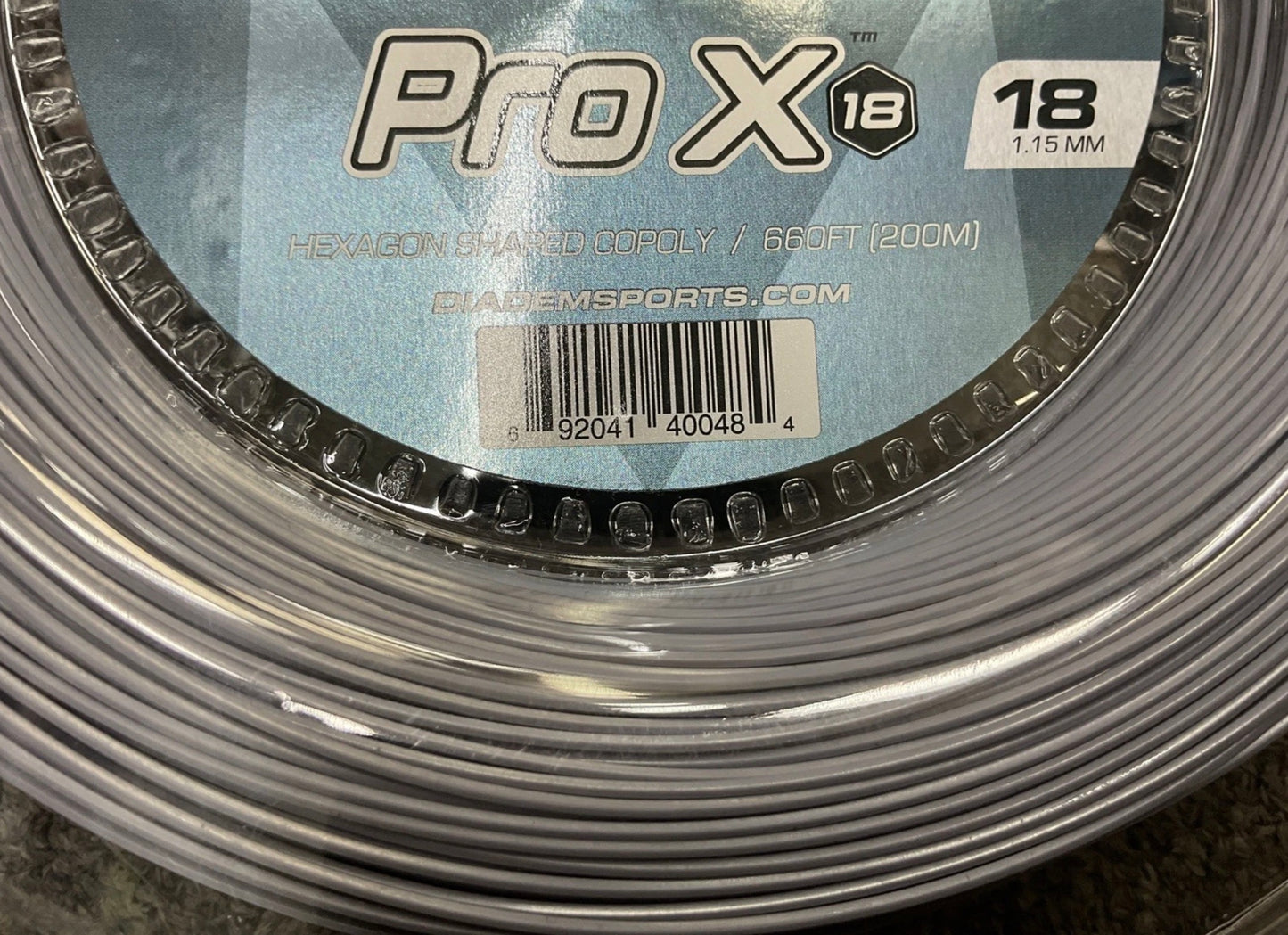 Diadem Pro X Hexagon Shaped Copoly/660 ft/200m 1.15 18g Gray Tennis String Reel