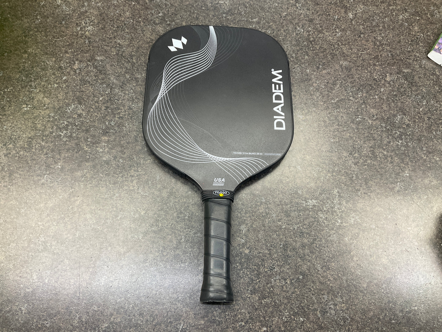 Used Diadem Icon Infinity Max Pickleball Paddle