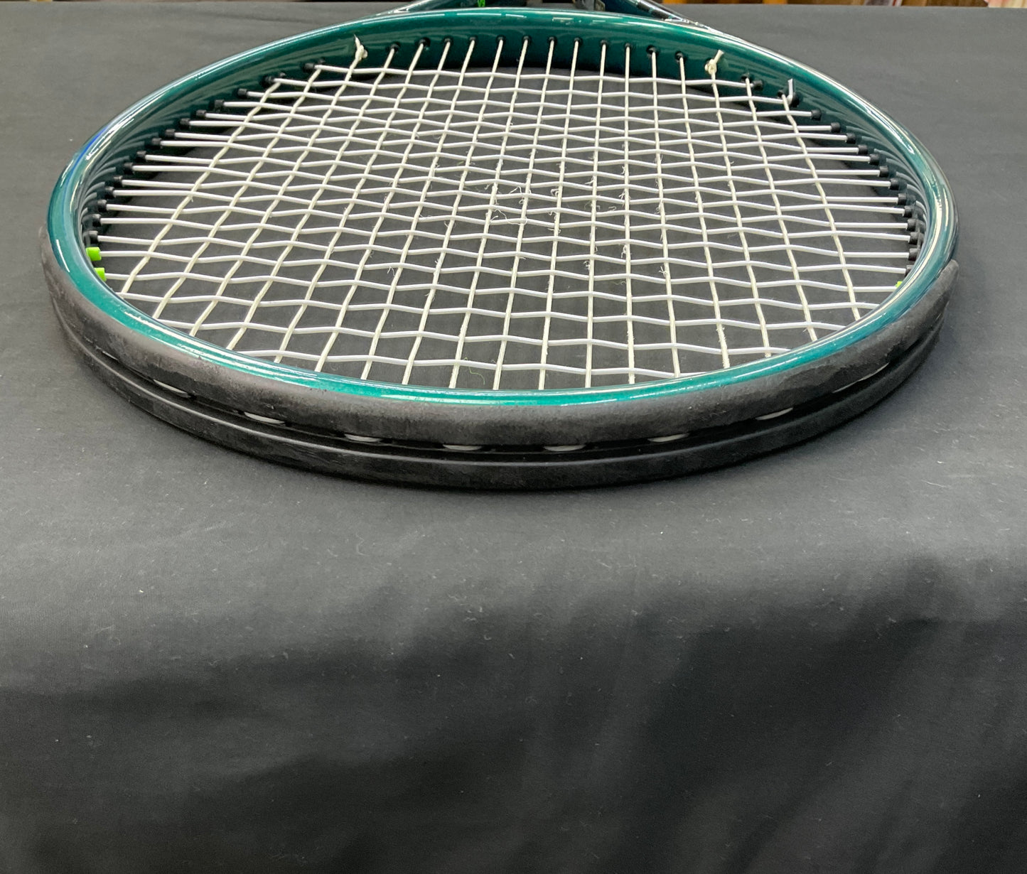 Wilson Blade 98 Pro v.9 (18x20) Used Tennis Racquet - #12043140